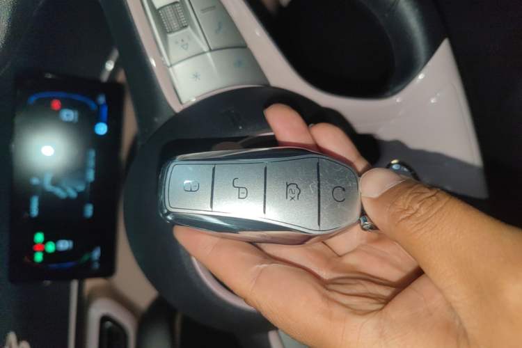 Used BYD Seagull 2025 Intelligent Driving Version 305 km Dynamic Edition Vehicle Key