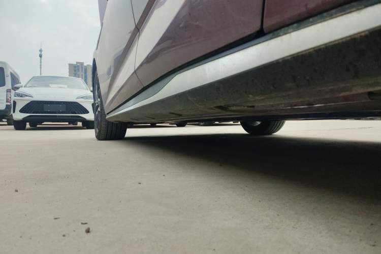 Used BYD Seal 2023 DM-i 1.5L 121km Luxury Model Left Side Sill