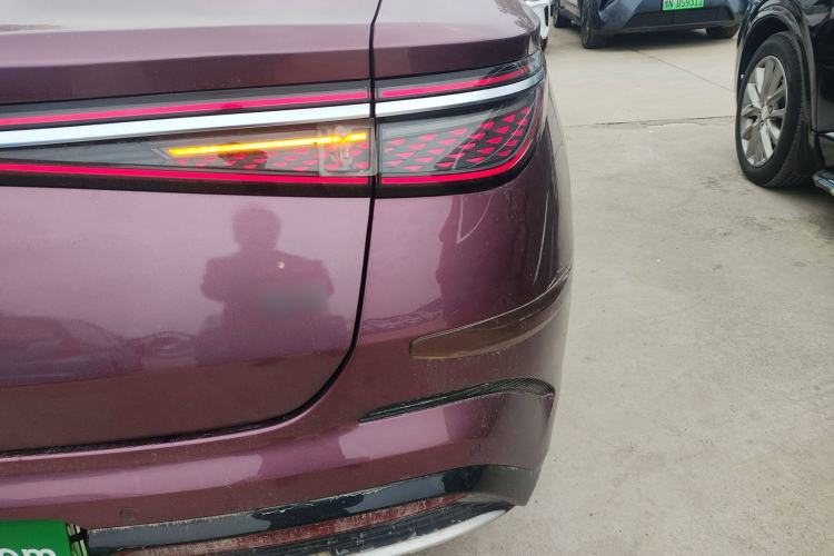 Used BYD Seal 2023 DM-i 1.5L 121km Luxury Model Right Rear Taillight