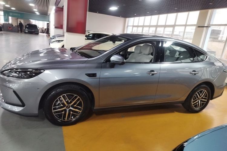 Used BYD Seal 05 DM-i 2025 DM-i Intelligent Drive 120KM Flagship Model Left Side