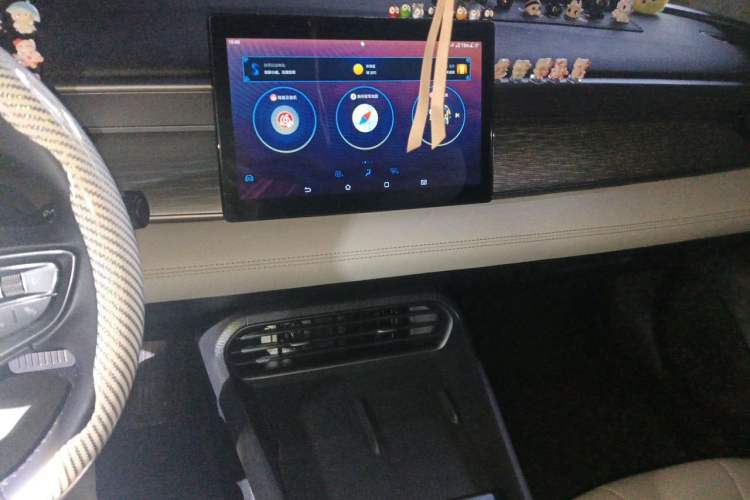 Used BYD Seal 05 DM-i 2025 DM-i Smart Drive 55KM Luxury Model Audio And AC Panel