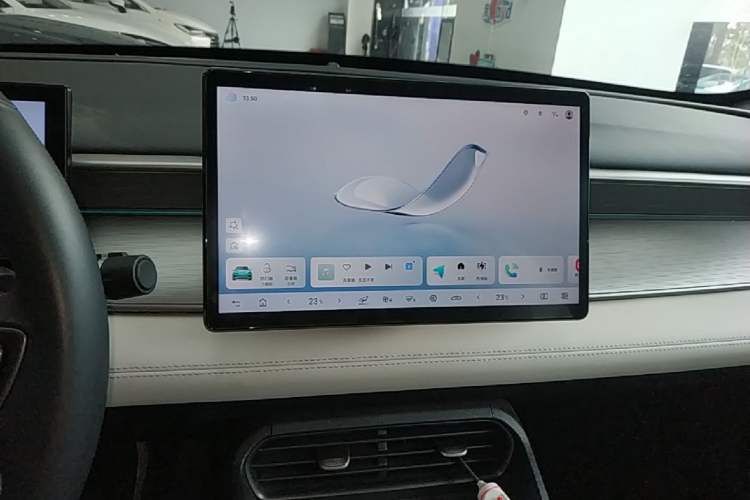 Used BYD Seal 05 DM-i 2025 DM-i Intelligent Drive 120KM Flagship Model Audio And AC Panel
