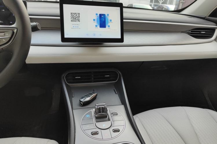 Used BYD Seal 05 DM-i 2025 DM-i Smart Drive 55KM Luxury Model Center Console