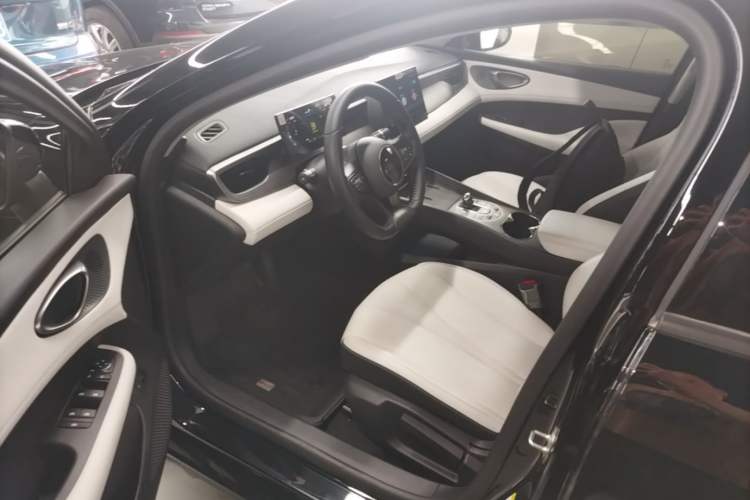 Used BYD Seal 05 DM-i 2025 DM-i Smart Drive 55KM Luxury Model Driver Seat