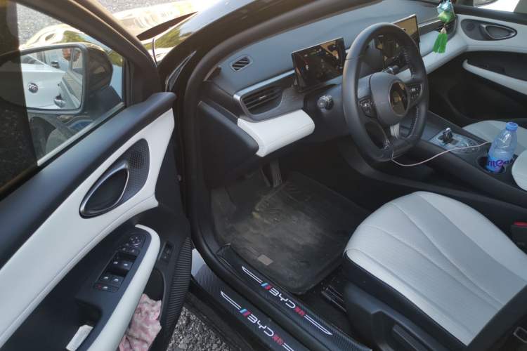 Used BYD Seal 05 DM-i 2025 DM-i Smart Drive 55KM Luxury Model Driver Seat