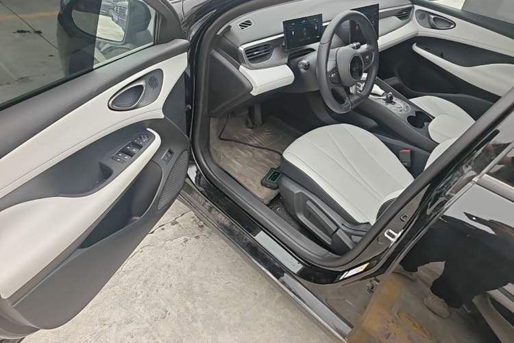 Used BYD Seal 05 DM-i 2025 DM-i Smart Drive 55KM Luxury Model Driver Seat