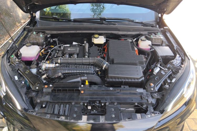 Used BYD Seal 05 DM-i 2025 DM-i Smart Drive 55KM Luxury Model Engine Bay