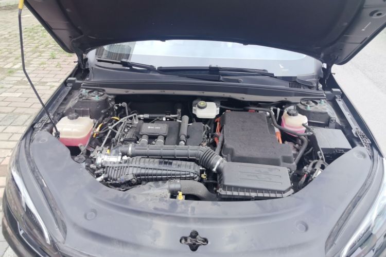 Used BYD Seal 05 DM-i 2025 DM-i Smart Drive 55KM Luxury Model Engine Bay