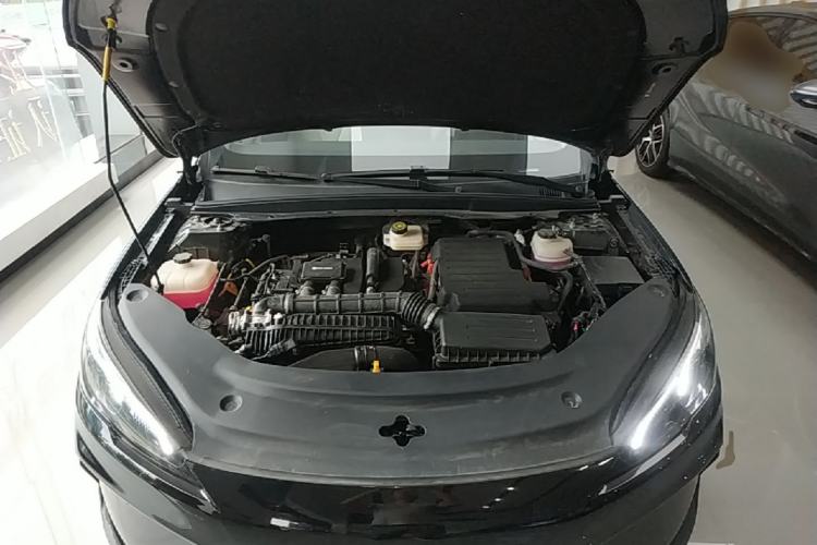 Used BYD Seal 05 DM-i 2025 DM-i Intelligent Drive 120KM Flagship Model Engine Bay