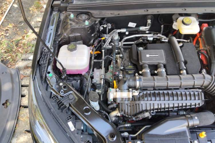 Used BYD Seal 05 DM-i 2025 DM-i Smart Drive 55KM Luxury Model Engine Bay Right