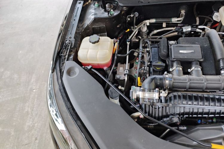 Used BYD Seal 05 DM-i 2025 DM-i Smart Drive 55KM Luxury Model Engine Bay Right