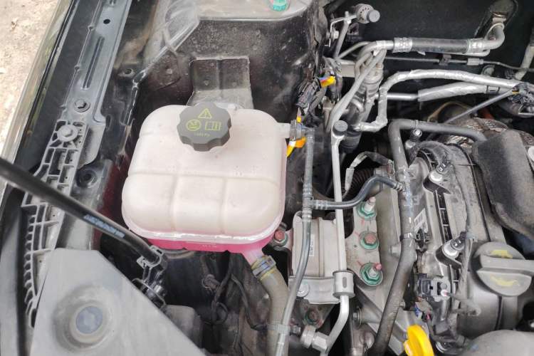 Used BYD Seal 05 DM-i 2025 DM-i Smart Drive 55KM Luxury Model Engine Bay Right