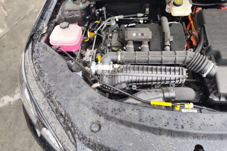 Used BYD Seal 05 DM-i 2025 DM-i Intelligent Drive 120KM Flagship Model Engine Bay Right