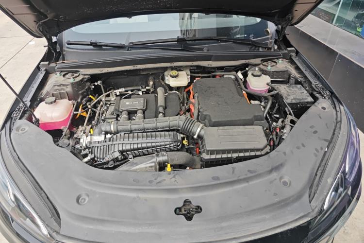 Used BYD Seal 05 DM-i 2025 DM-i Intelligent Drive 120KM Flagship Model Engine Bay