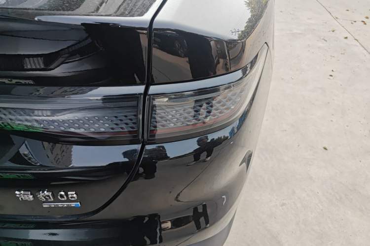Used BYD Seal 05 DM-i 2025 DM-i Intelligent Drive 120KM Flagship Model Exterior 3