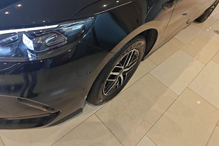 Used BYD Seal 05 DM-i 2025 DM-i Intelligent Drive 120KM Flagship Model Exterior 4