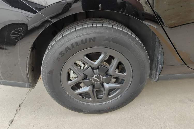 Used BYD Seal 05 DM-i 2025 DM-i Smart Drive 55KM Luxury Model Exterior 5