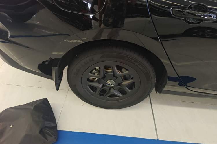 Used BYD Seal 05 DM-i 2025 DM-i Smart Drive 55KM Luxury Model Exterior 5