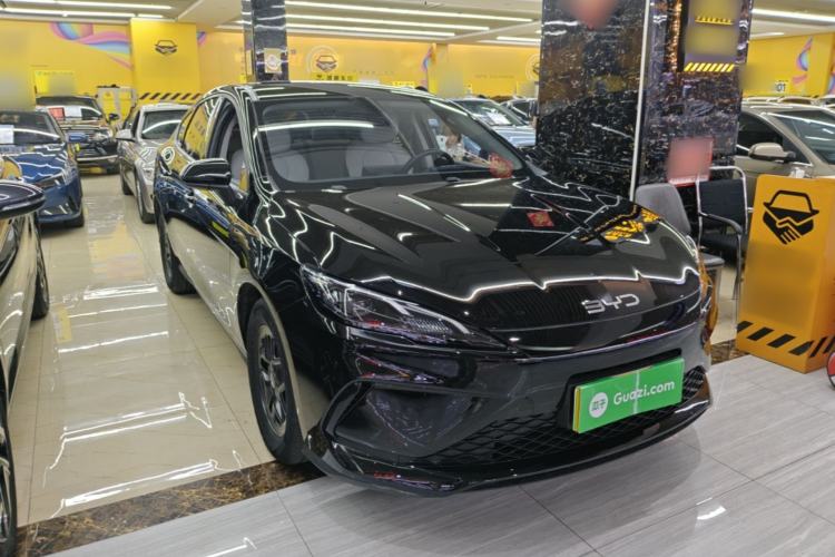 Used BYD Seal 05 DM-i 2025 DM-i Smart Drive 55KM Luxury Model Front Right 45 Deg