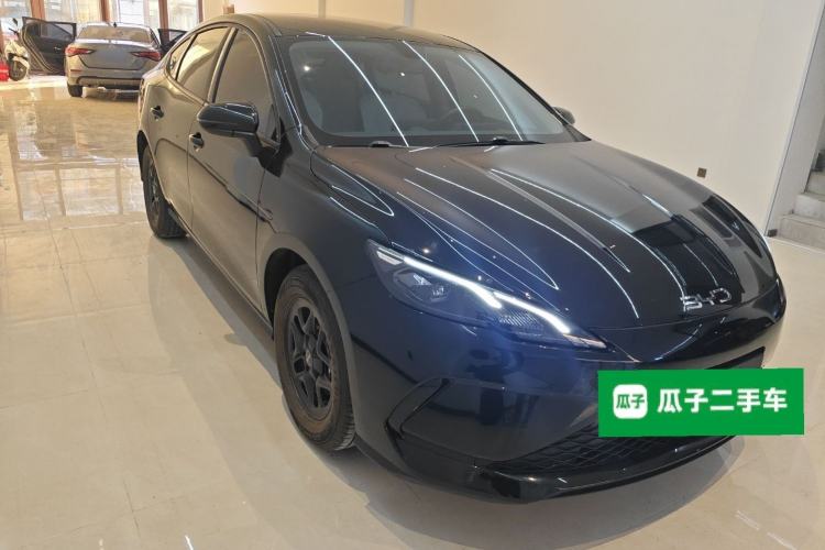 Used BYD Seal 05 DM-i 2025 DM-i Smart Drive 55KM Luxury Model Front Right 45 Deg
