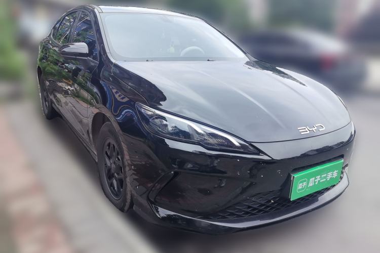 Used BYD Seal 05 DM-i 2025 DM-i Smart Drive 55KM Luxury Model Front Right 45 Deg