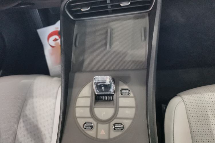 Used BYD Seal 05 DM-i 2025 DM-i Smart Drive 55KM Luxury Model Gear Lever