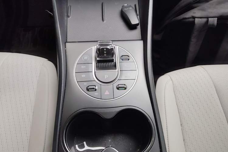 Used BYD Seal 05 DM-i 2025 DM-i Smart Drive 55KM Luxury Model Gear Lever