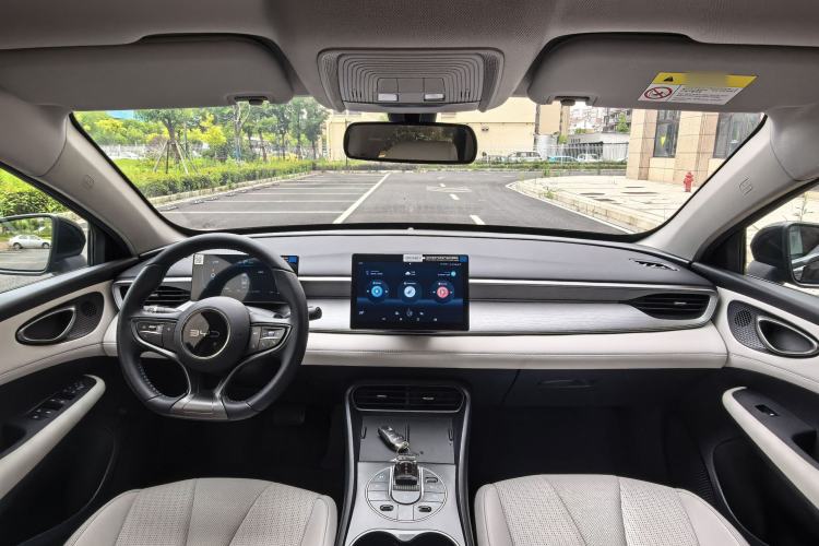Used BYD Seal 05 DM-i 2025 DM-i Smart Drive 55KM Luxury Model Interior 5