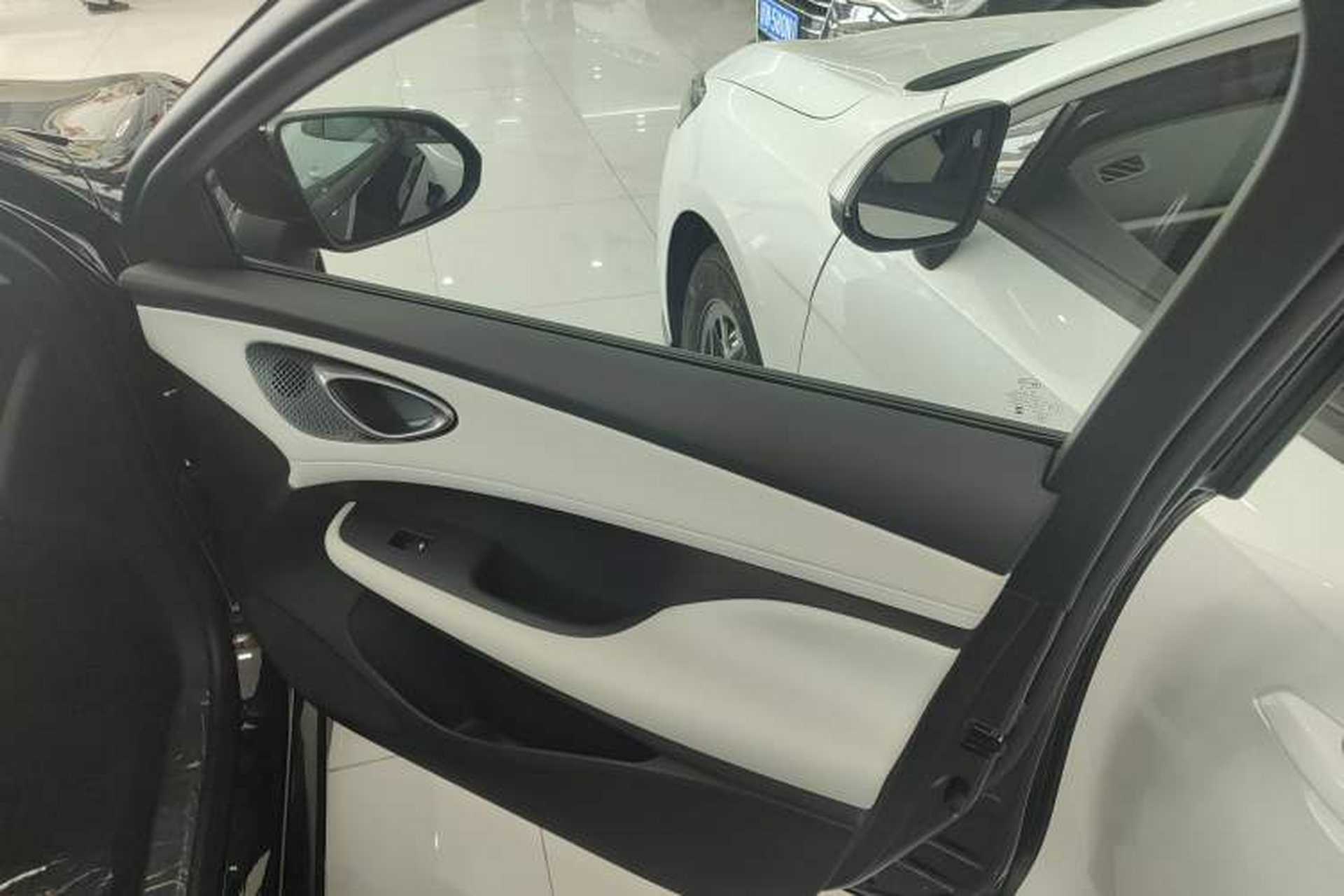 Used BYD Seal 05 DM-i 2025 DM-i Smart Drive 55KM Luxury Model Interior 5
