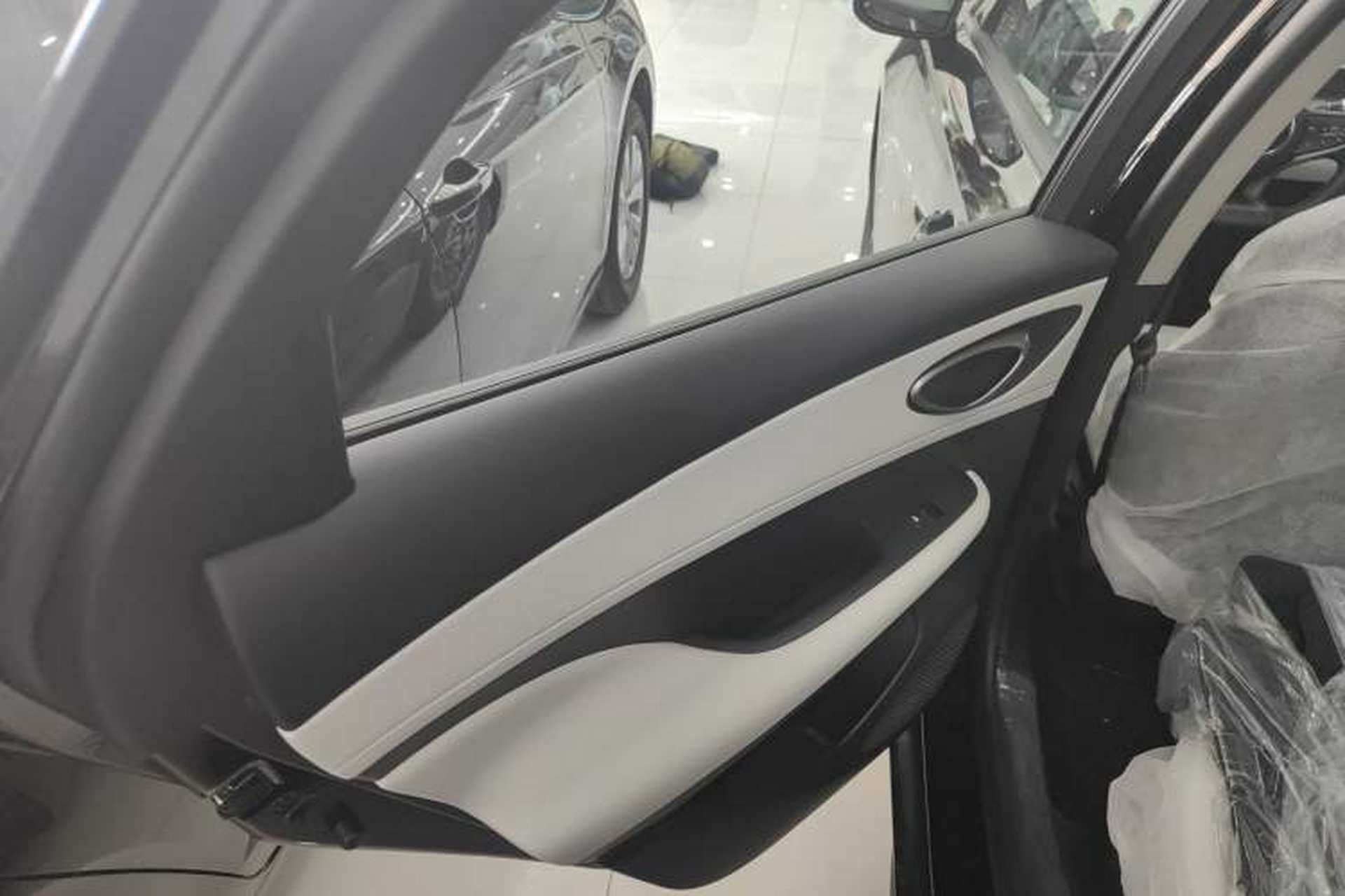 Used BYD Seal 05 DM-i 2025 DM-i Smart Drive 55KM Luxury Model Interior 8