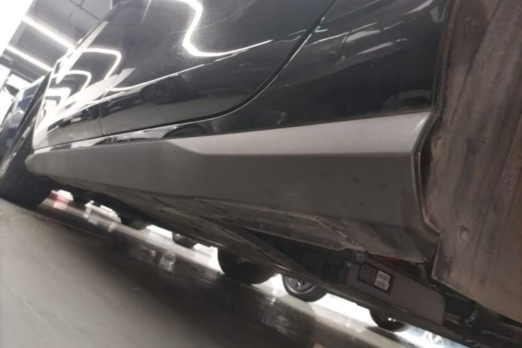 Used BYD Seal 05 DM-i 2025 DM-i Smart Drive 55KM Luxury Model Left Side Sill
