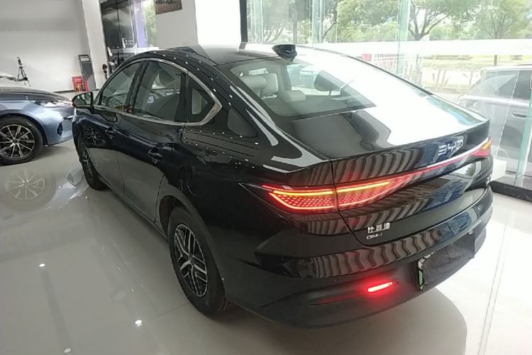 Used BYD Seal 05 DM-i 2025 DM-i Intelligent Drive 120KM Flagship Model Rear Left 45 Deg