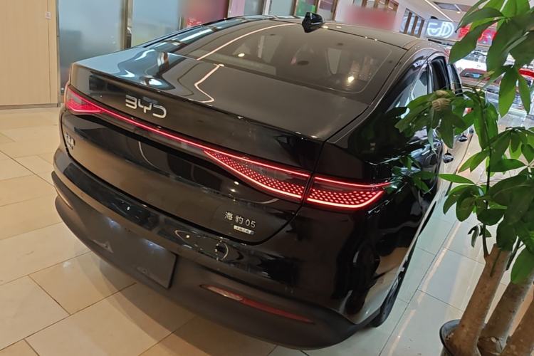 Used BYD Seal 05 DM-i 2025 DM-i Intelligent Drive 120KM Flagship Model Rear Right 45 Deg