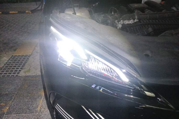 Used BYD Seal 05 DM-i 2025 DM-i Smart Drive 55KM Luxury Model Right Front Headlight