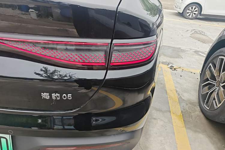 Used BYD Seal 05 DM-i 2025 DM-i Smart Drive 55KM Luxury Model Right Rear Taillight