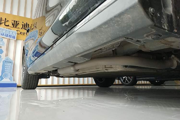 Used BYD Seal 05 DM-i 2025 DM-i Intelligent Drive 120KM Flagship Model Right Side Sill