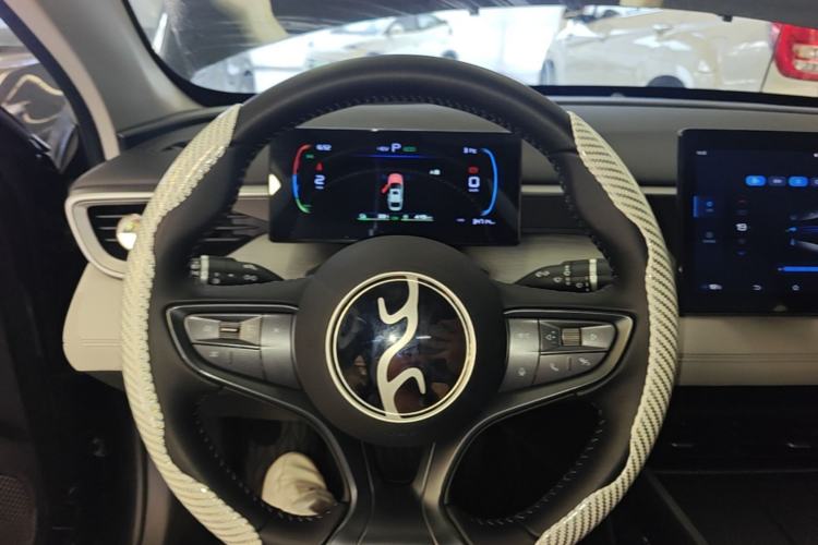Used BYD Seal 05 DM-i 2025 DM-i Smart Drive 55KM Luxury Model Steering Wheel