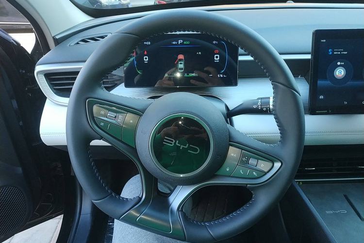 Used BYD Seal 05 DM-i 2025 DM-i Smart Drive 55KM Luxury Model Steering Wheel
