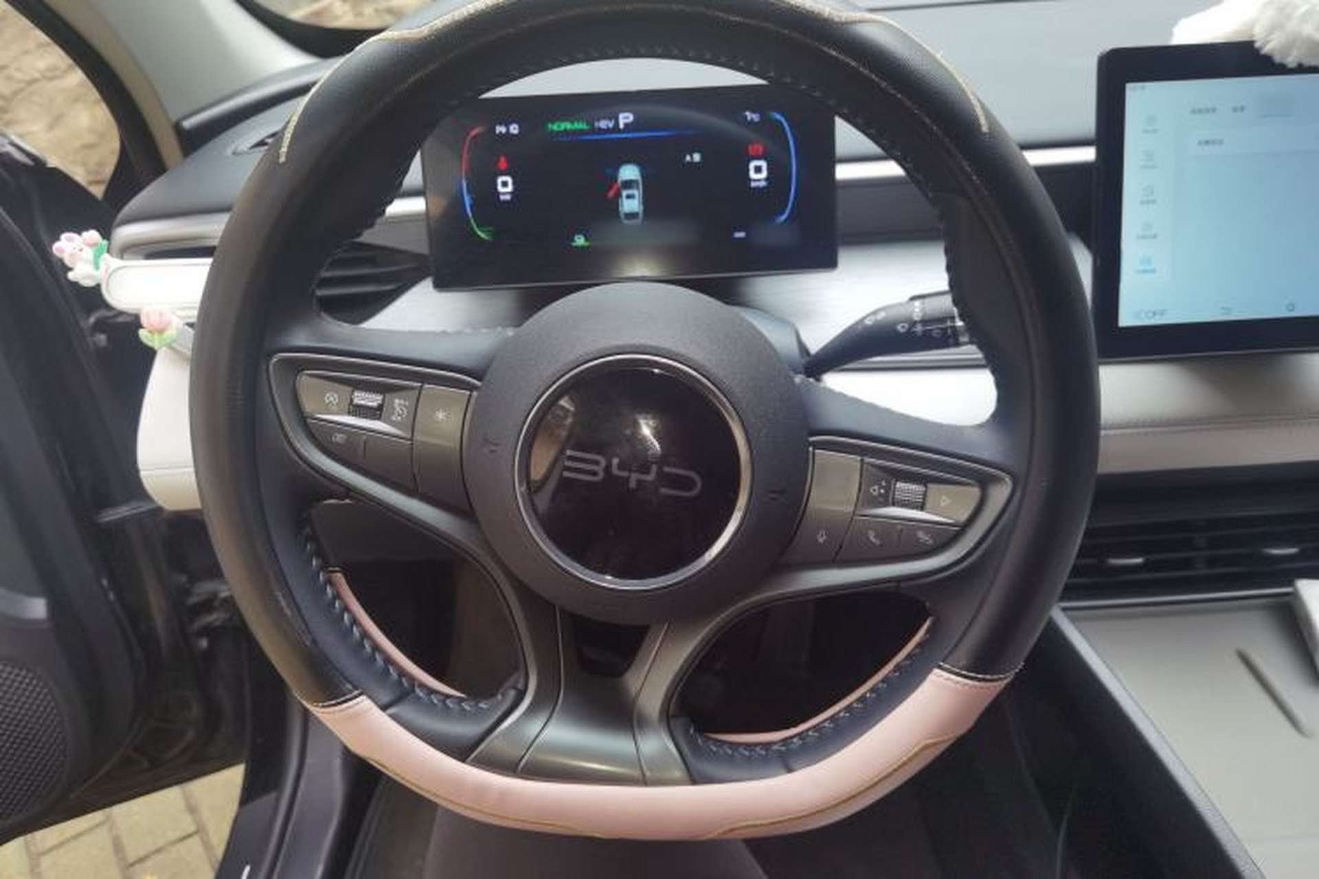 Used BYD Seal 05 DM-i 2025 DM-i Smart Drive 55KM Luxury Model Steering Wheel