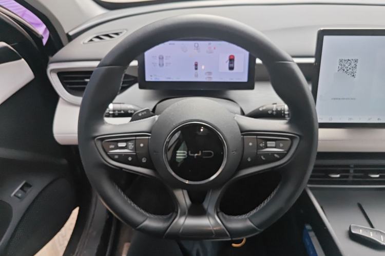 Used BYD Seal 05 DM-i 2025 DM-i Intelligent Drive 120KM Flagship Model Steering Wheel