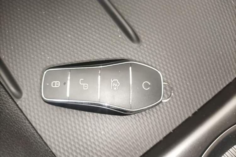 Used BYD Seal 05 DM-i 2025 DM-i Smart Drive 55KM Luxury Model Vehicle Key