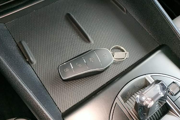 Used BYD Seal 05 DM-i 2025 DM-i Intelligent Drive 120KM Flagship Model Vehicle Key