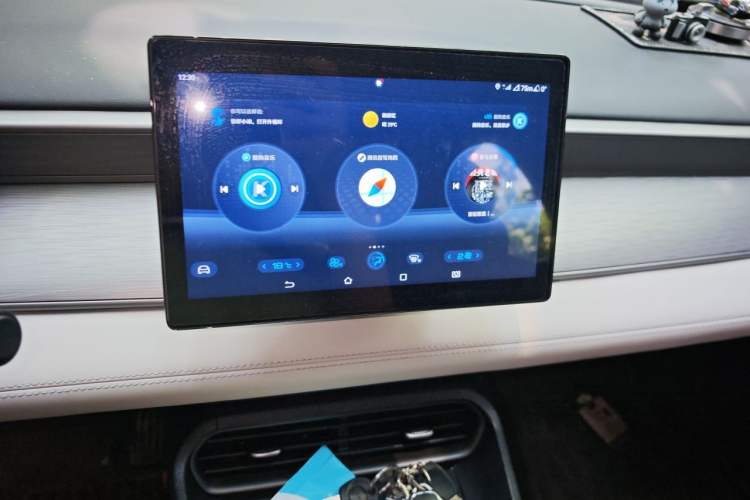 Used BYD Seal 05 DM-i 2025 DM-i Smart Drive 55KM Luxury Model Audio And AC Panel