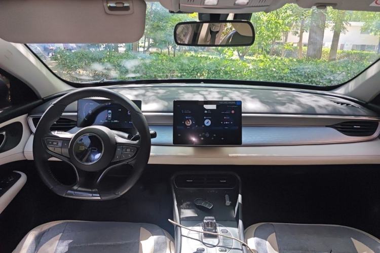 Used BYD Seal 05 DM-i 2025 DM-i Smart Drive 55KM Luxury Model Center Console