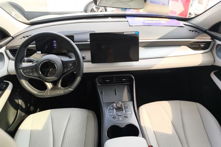 Used BYD Seal 05 DM-i 2025 DM-i Intelligent Drive 120KM Flagship Model Center Console