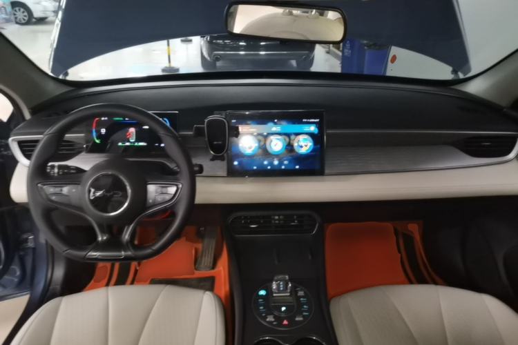 Used BYD Seal 05 DM-i 2025 DM-i Smart Drive 55KM Luxury Model Center Console