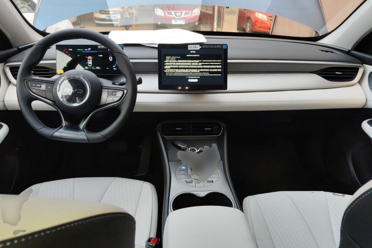 Used BYD Seal 05 DM-i 2025 DM-i Smart Drive 55KM Luxury Model Center Console