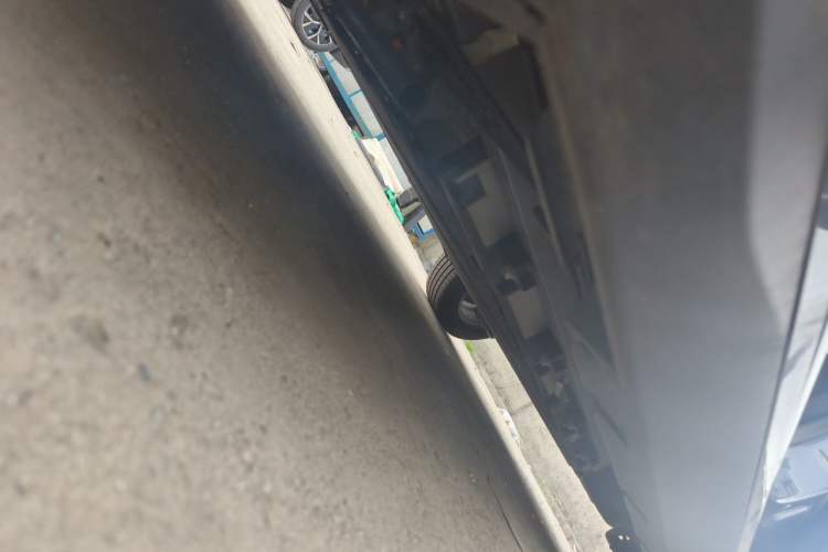 Used BYD Seal 05 DM-i 2025 DM-i Intelligent Drive 120KM Flagship Model Chassis Front Left