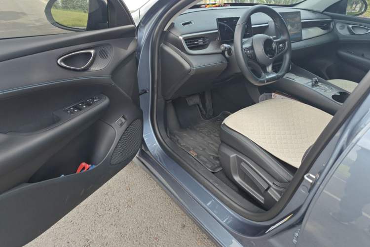 Used BYD Seal 05 DM-i 2025 DM-i Smart Drive 55KM Luxury Model Driver Seat