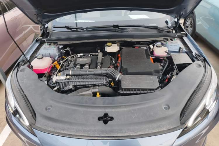 Used BYD Seal 05 DM-i 2025 DM-i Intelligent Drive 120KM Flagship Model Engine Bay